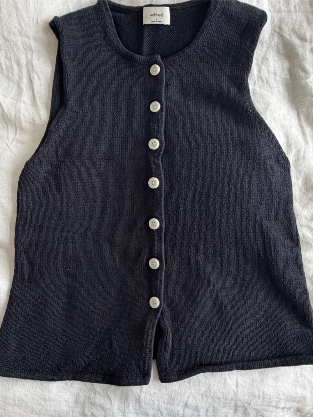 EUC wilfred navy sweater vest